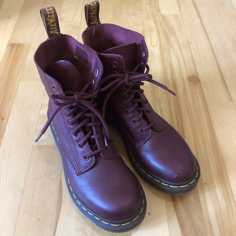 Dr. Martens 1460 Pascal Leather Boots lace up burgundy